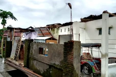 Tujuh Rumah Rusak Diterjang...