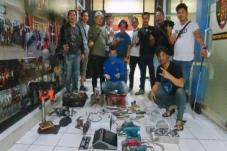 Penampakan Pistol Buatan...