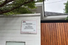Kontrakan Bupati Probolinggo...