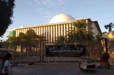 Dewan Masjid Indonesia...
