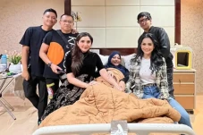 Aurel Hermansyah Melahirkan,...