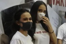 Kembali Jadi Orang Ketiga,...