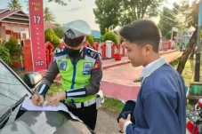 Tekan Angka Pelanggaran,...