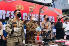 Kurun 2 Bulan, Polisi...