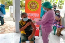 Binda Sulut Gelar Vaksinasi...