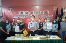 Tak Melapor Pindah Kerja,...