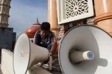 Ketika Negeri-Negeri...