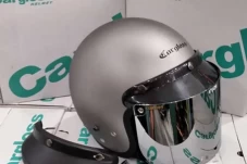 Cara Membedakan Helm...