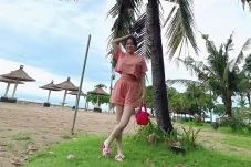 Miliki 3 Anak, Gaya...