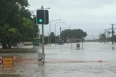 Hujan Deras Picu Banjir...