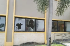 Gedung Pertemuan Hotel...