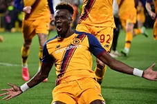 Hasil Spezia vs AS Roma:...