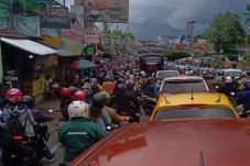 Horor Macet Puncak-Jakarta:...
