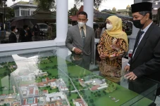 Pondok Modern Darussalam...