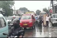 Usai Libur Panjang,...