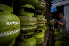 Miris, 60% Subsidi LPG...