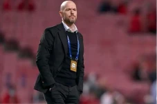 Erik Ten Hag Belajar...