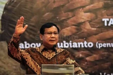 Hubungi Menhan Rusia,...