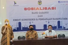 Jamkrindo Beri Kemudahan...