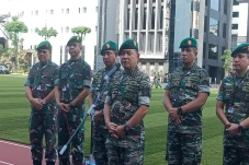 Perbedaan Seragam Baru...
