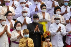 Anies Apresiasi Umat...
