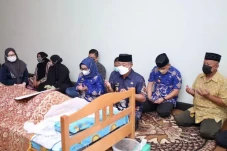Mantan Bupati Gowa Meninggal...