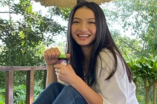 Raline Shah Makan Bareng...