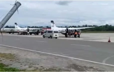 Evakuasi 8 Karyawan...
