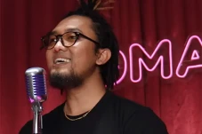 Uus dan Keluarga Dihujat,...