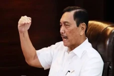 Luhut: Kasus Harian...