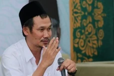 Kajian Gus Baha tentang...