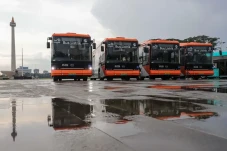 Keren! 30 Bus Listrik...