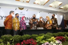 bank bjb Catat Laba...
