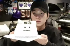 Suga BTS Ulang Tahun...