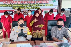 Jual Obat Daftar G Ilegal,...
