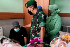Pangdam Temui Bocah...