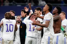 Madrid Comeback Menang,...