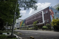 Dosen Mogok, Rektorat...
