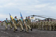 Ukraina Tarik Pulang...