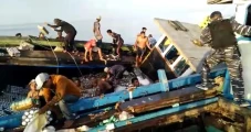 KM Bagas Arsakhan Kandas...
