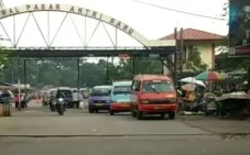 Puluhan Angkot Tak Lakukan...