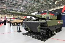 Tank Kaplan Pertama...