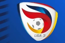 Ada Sepak Bola Gajah...