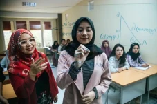Beasiswa Talenta Unggul...