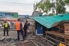 KAI Daop 1 Jakarta Bongkar...