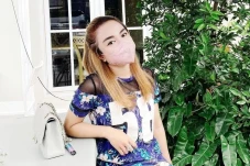 Lepas Hijab, Medina...