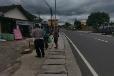 Gadis Remaja di Bantul...