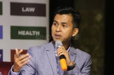 Publik Tolak Masa Jabatan...