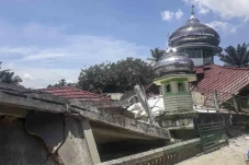 BMKG: Indonesia Diguncang...