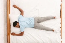 Ini Manfaat Tidur Sambil...